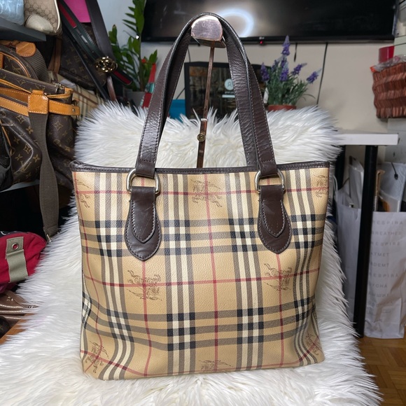 Buberry - Picture 2 of 16